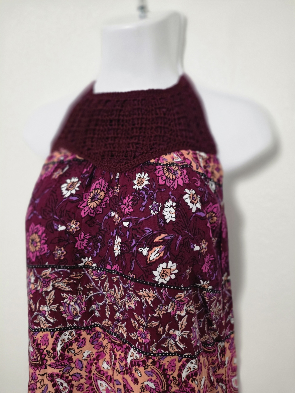 Billabong Boho Crochet Halter Tiered Dress - Size Large - Picture 3 of 5